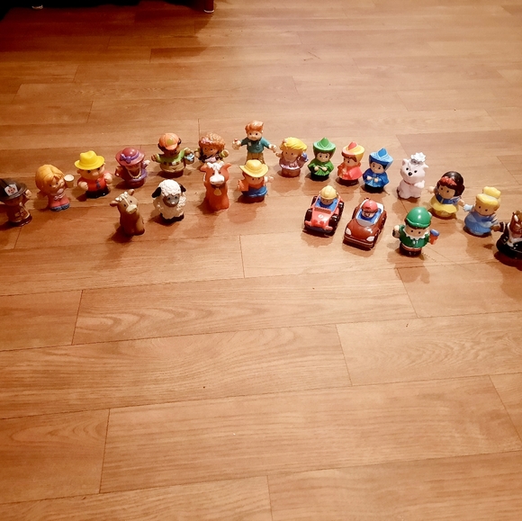 SOLD Little People Figures, 21 - Picture 11 of 12